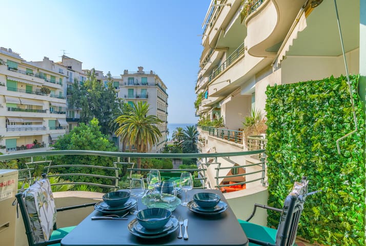 Guest favorite listing in Nice