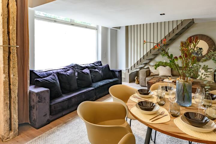 Up to 11 ppl! Huge Loft w/Berlin Wall Piece, Mitte gallery image 2