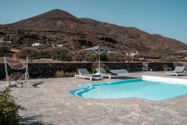 Mythique Pool Residence gallery image 5