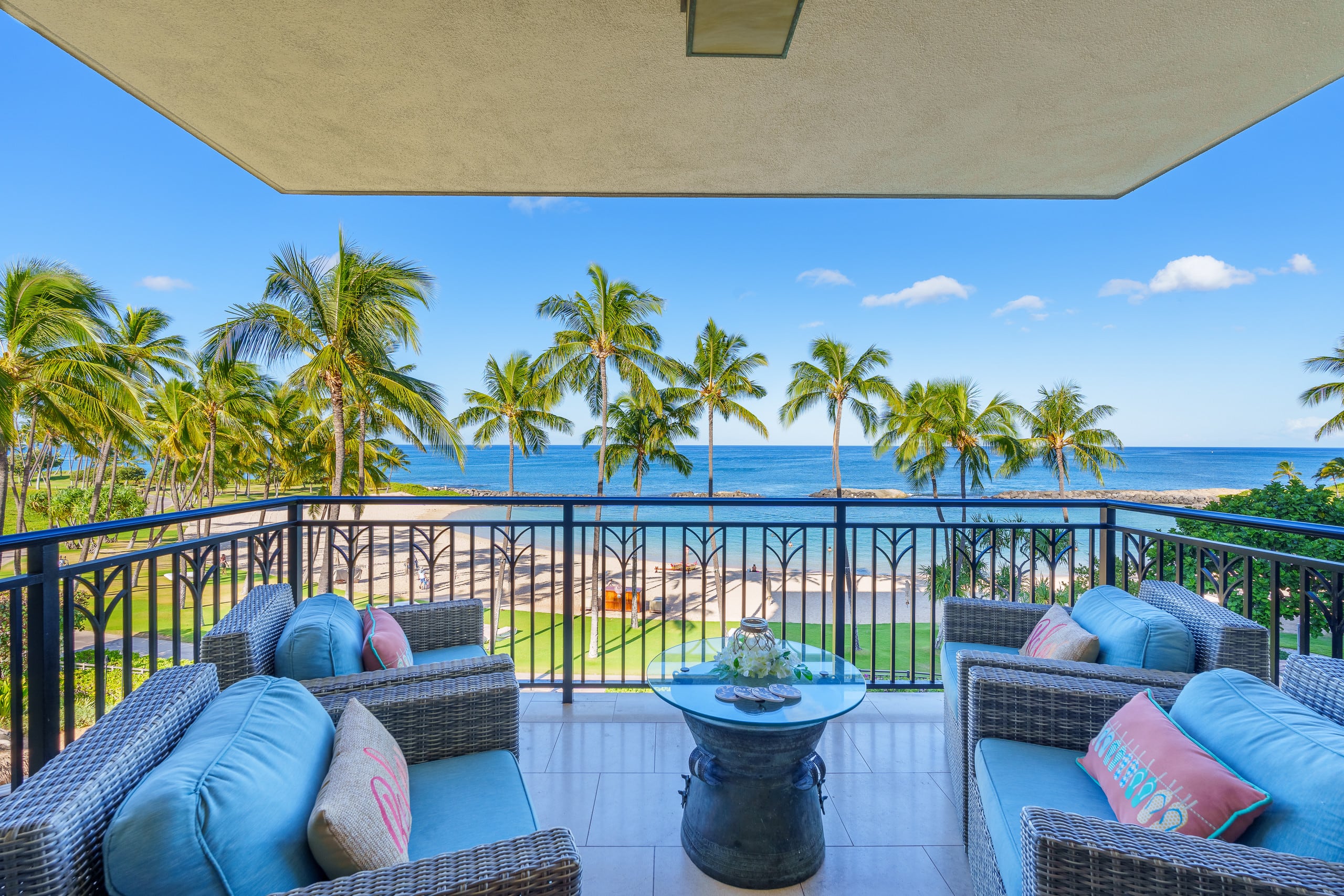 Condo in Kapolei · ★4.93 · 2 bedrooms · 4 beds · 2 private baths - Image 4