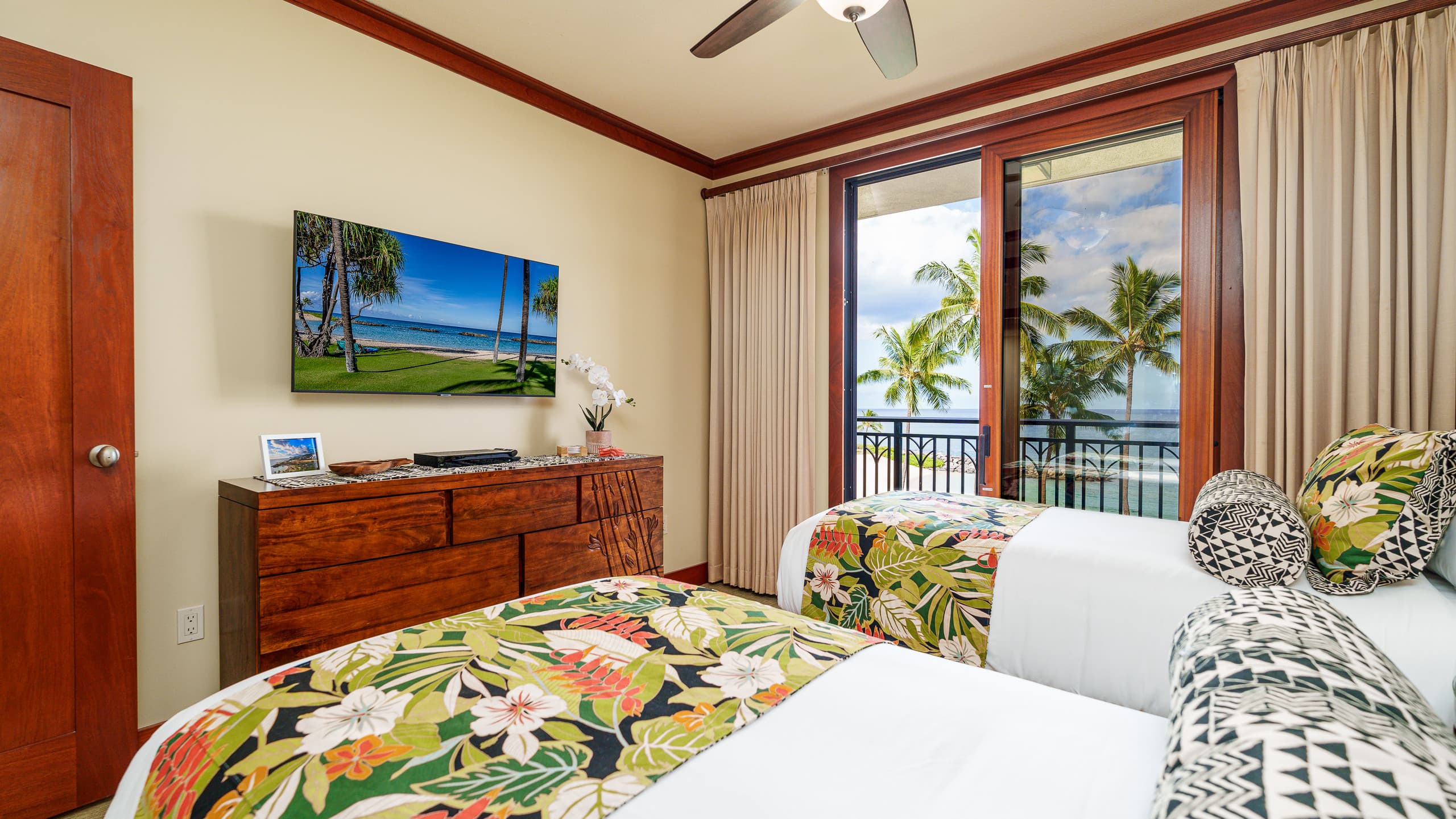 Condo in Kapolei · ★4.93 · 2 bedrooms · 4 beds · 2 private baths - Image 22