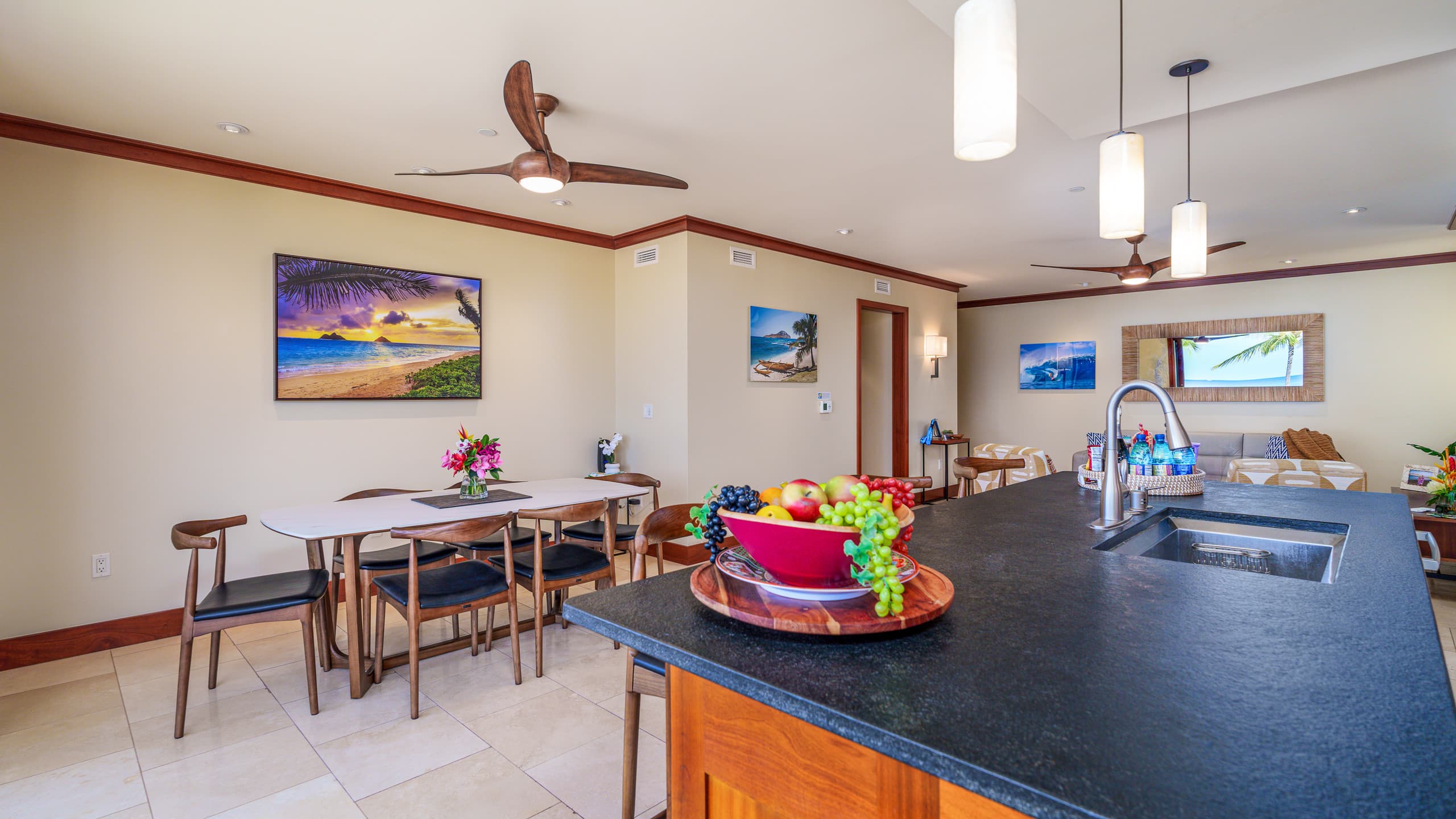 Condo in Kapolei · ★4.93 · 2 bedrooms · 4 beds · 2 private baths - Image 12