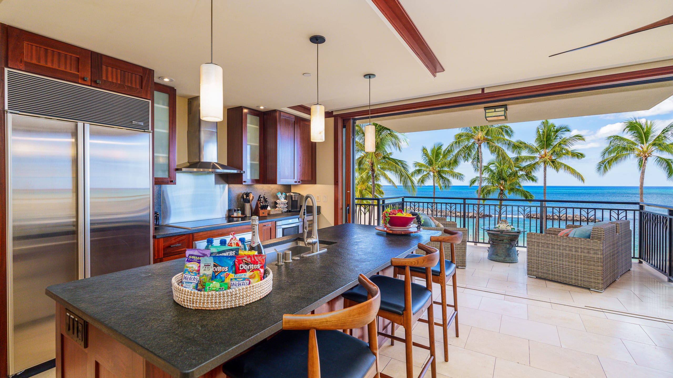 Condo in Kapolei · ★4.93 · 2 bedrooms · 4 beds · 2 private baths - Image 11