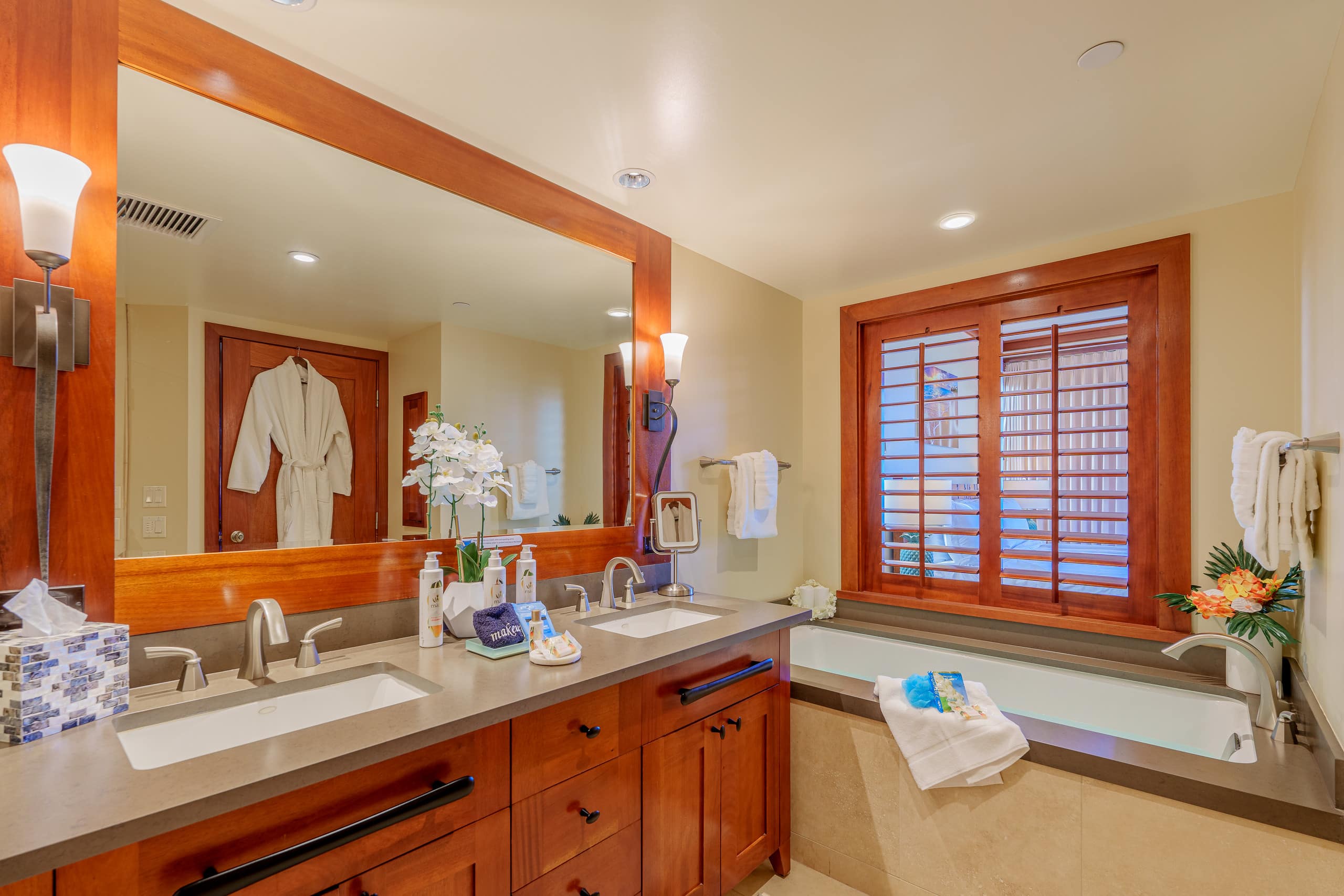 Condo in Kapolei · ★4.93 · 2 bedrooms · 4 beds · 2 private baths - Image 23