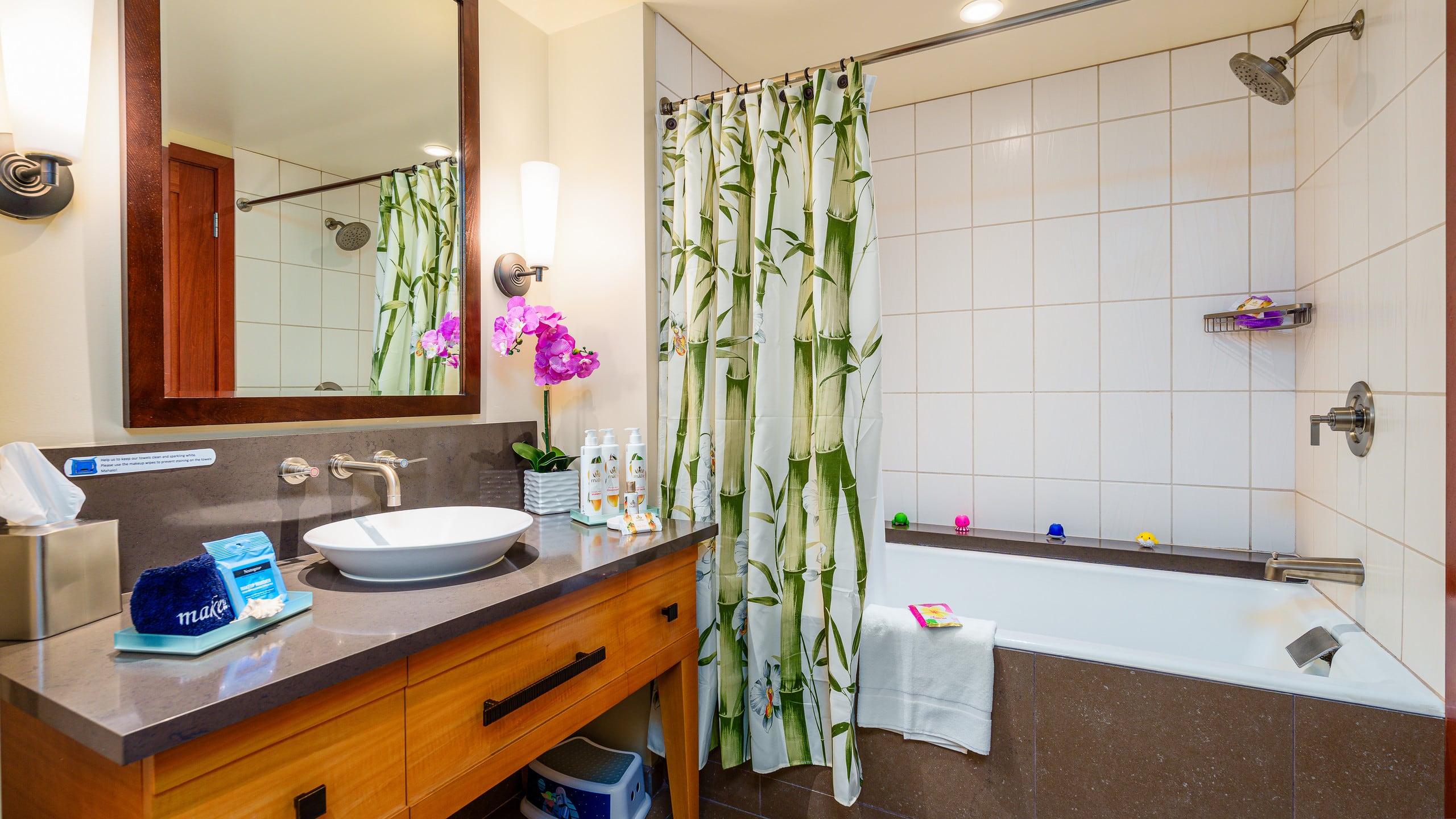 Condo in Kapolei · ★4.93 · 2 bedrooms · 4 beds · 2 private baths - Image 27