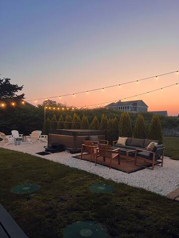 Misquamicut Groove Beach Cottage gallery image 2