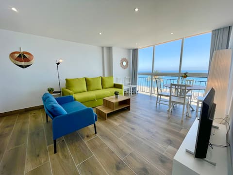 Top Airbnb: Los Naranjos 1st Beachfront Line, Estepona Center en Estepona