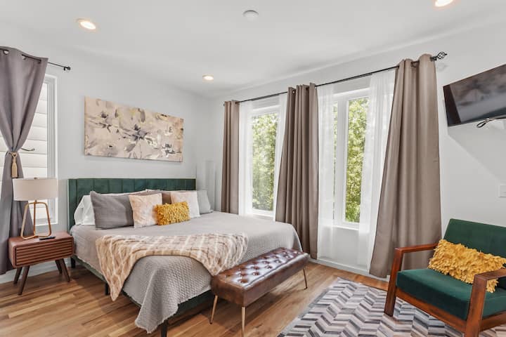 The Lucille An-Atomic Ridge Home