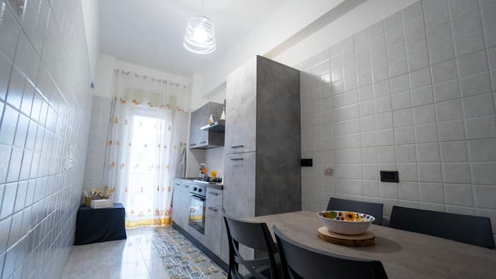 Apartment For 5 C/o Policlinic, A/c And Wi-fi - Messina