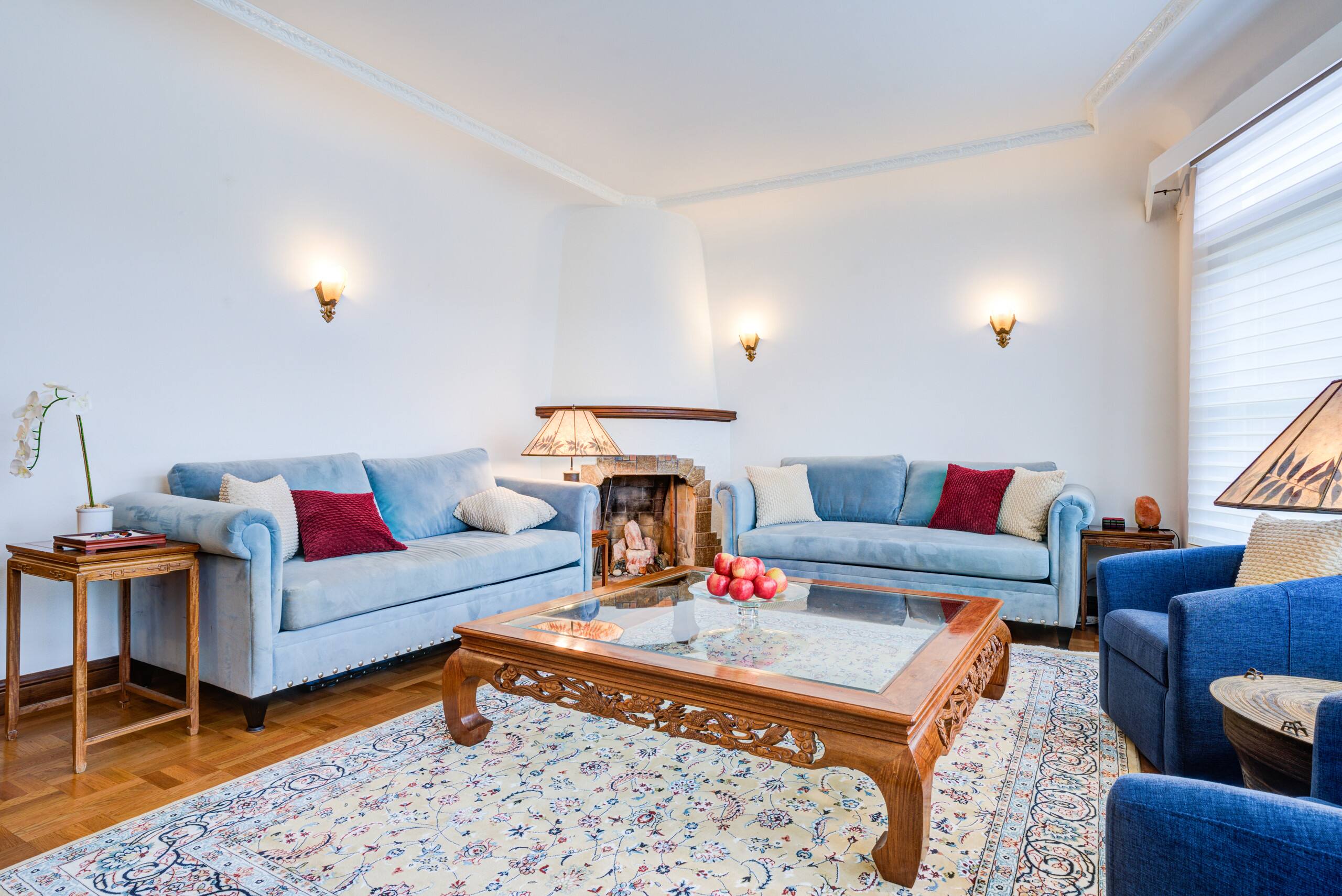 Condo in San Francisco · ★4.88 · 2 bedrooms · 3 beds · 1 bath - Image 2