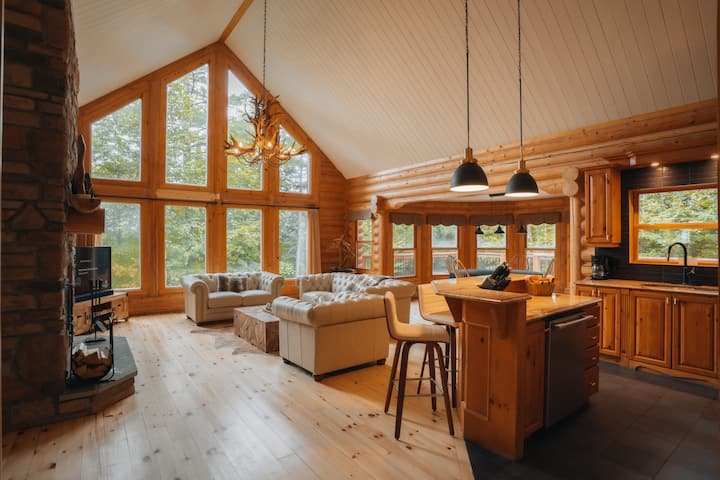 Valkommen85 Chalet Luxe, Spa, Sauna, Lac Fiddler - Saint-Sauveur