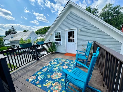 cozy apartment, close to US-91, walkable to town