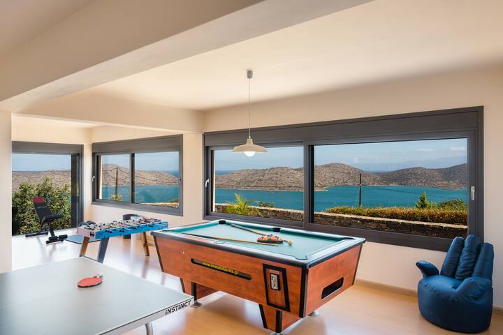 Enjoy Spinalonga Views at 4BR Villa Close to Beach gallery image 3
