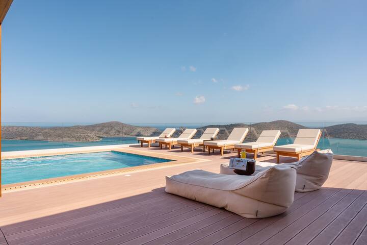 Enjoy Spinalonga Views at 4BR Villa Close to Beach gallery image 2