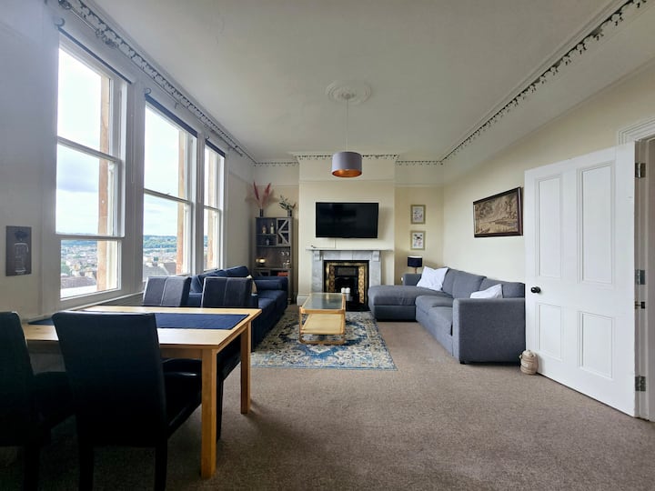 Belgrave House With Stunning Bath Views + Parking - Bradford-on-Avon