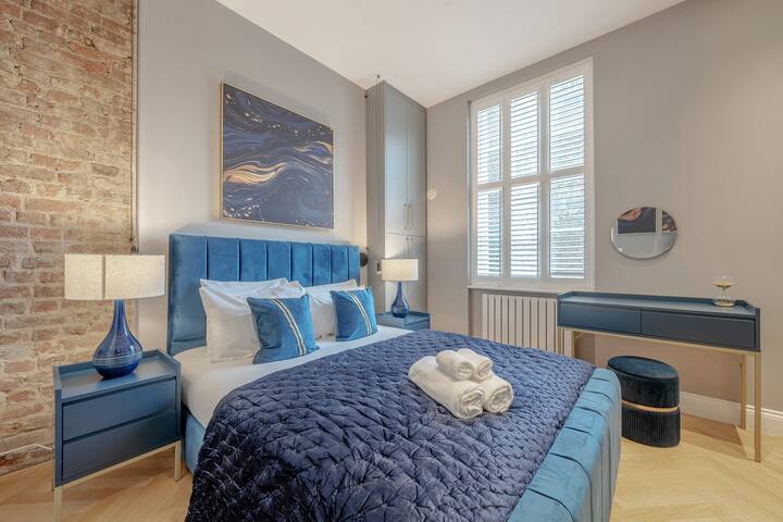 3 Bed 2 Bath by Sherlock home’s museum gallery image 3