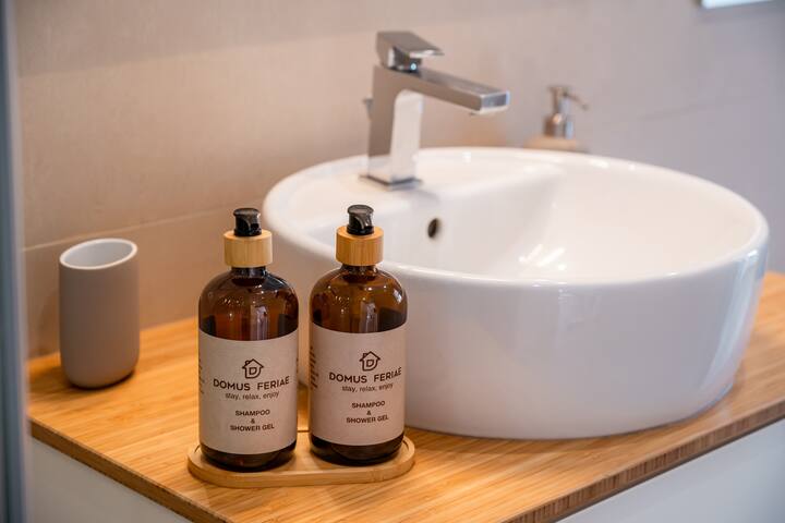 [Sky Domus] Historic Center Penthouse With Jacuzzi gallery image 5