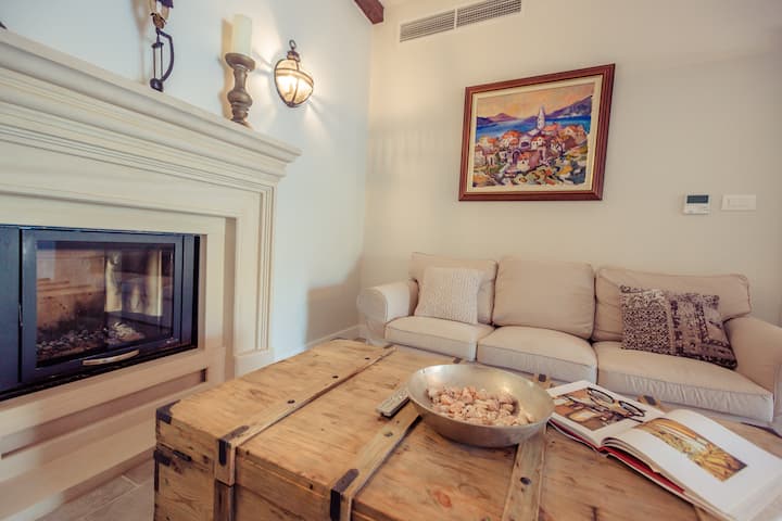Villa Toma 1865 – Historic Luxury By The Sea - Montenegro