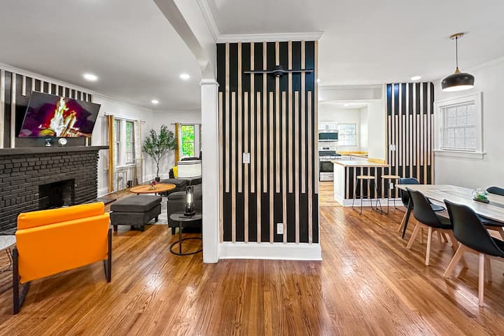 5BR Near Clinic | 1st-Floor Bed & King