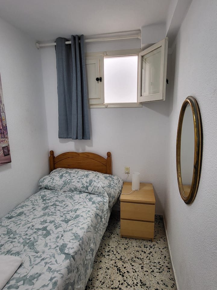 საძინებელი 1