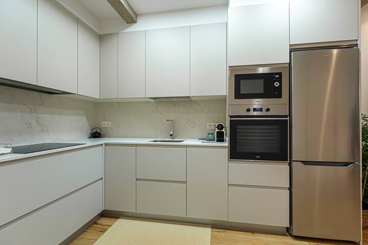 Errondo Suites with AC. License ESS03494 gallery image 5