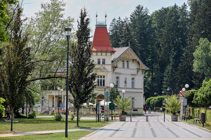 Garsonka - Luhačovice - Luhačovice