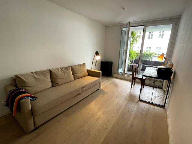 Spacious & quiet prime location – 3 bedrooms gallery image 2