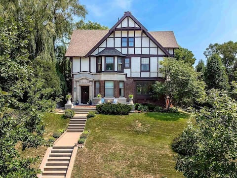 Historic Tudor with River Views and Game Room