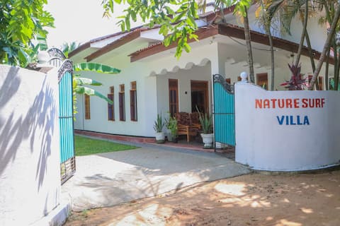 Nature surf villa in Arugambay