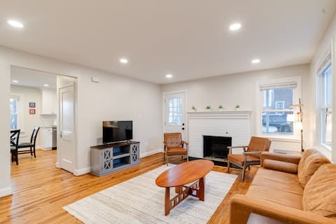 5 bd 3 bth West Towson Cottage