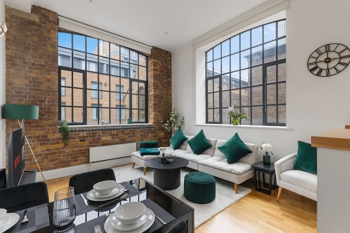 King’s Cross Station | Warehouse Apartment!