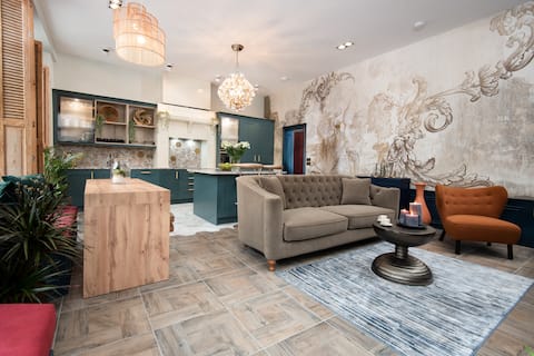 Top Airbnb: The Balcony Luxury Apartment in Berwick Upon Tweed