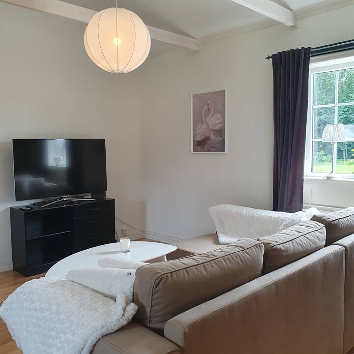 Lanna Nära Till Golfbana - Kumla