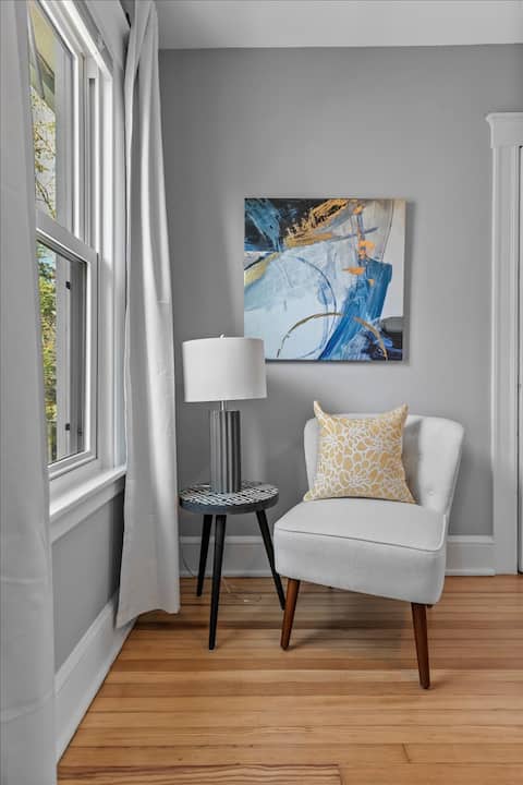 Hillside3-King Bed|Fast WiFi|65" TV|Coxy|Near Hosp