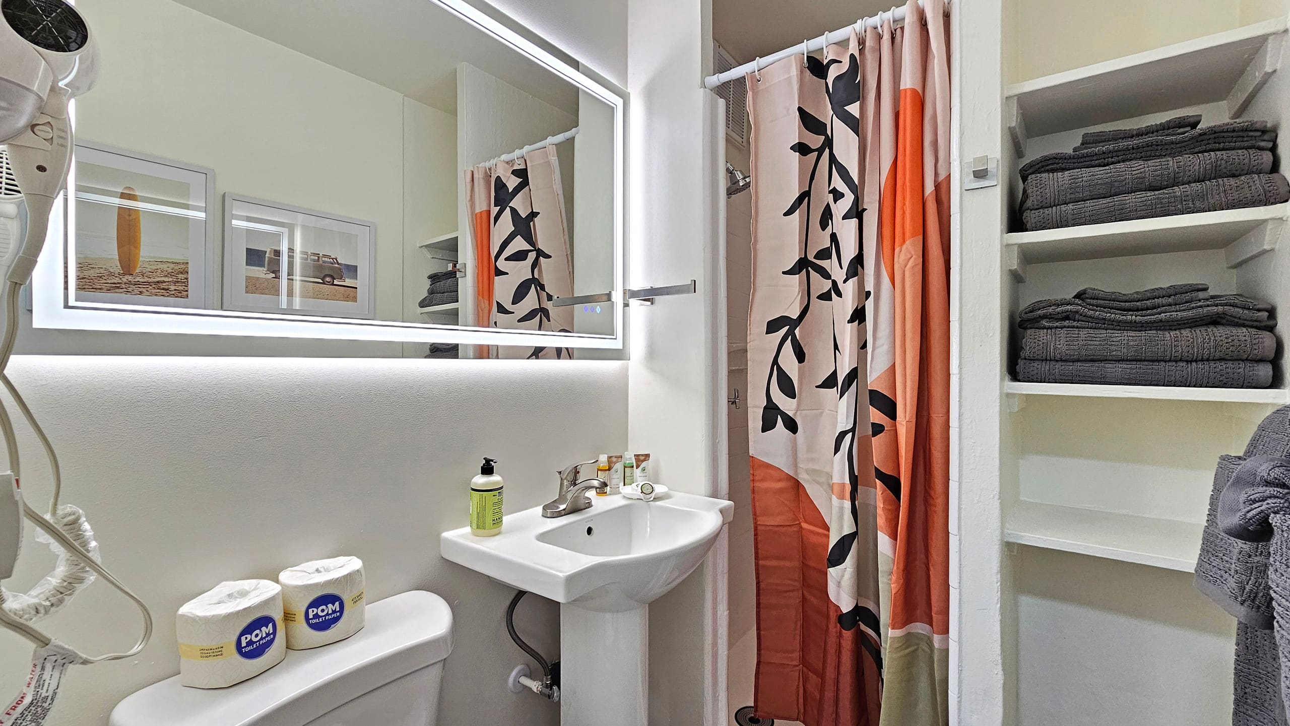 2412 PE St 305 Queen Bed, Futon, Kitchen Lanai - Photo 20