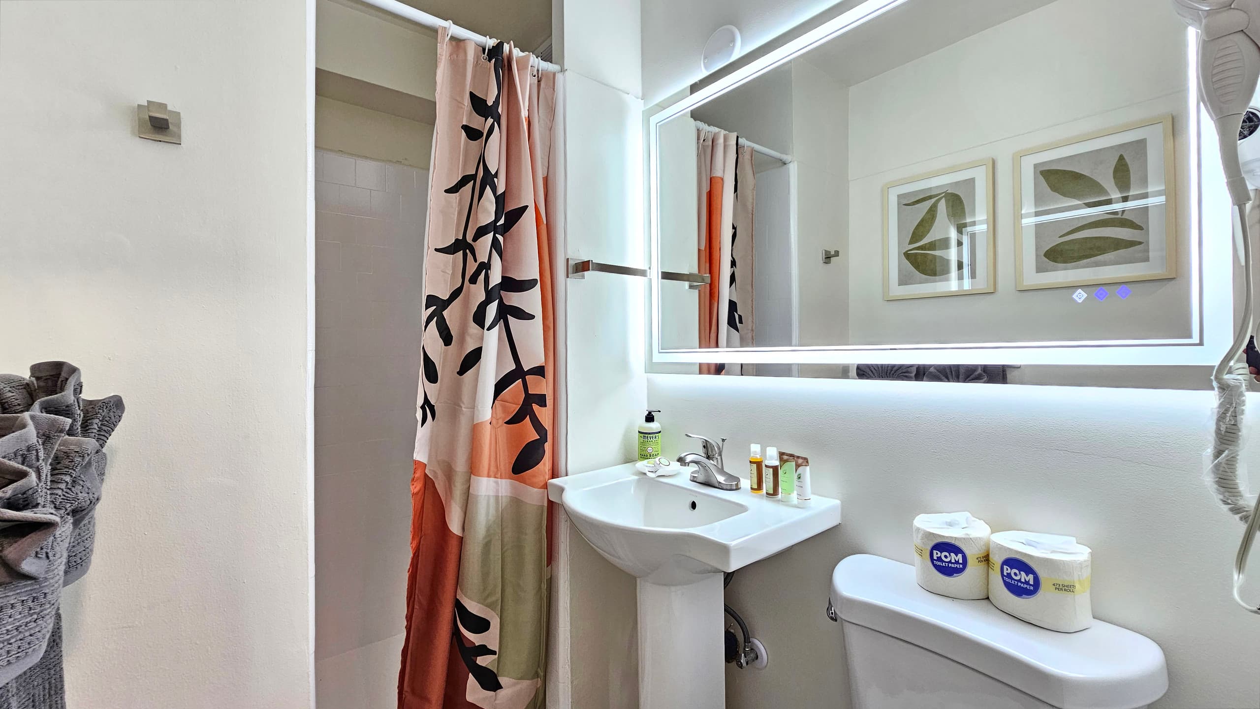 2412 PE St 306 Large Floorplan with Full Kitchen - Photo 22