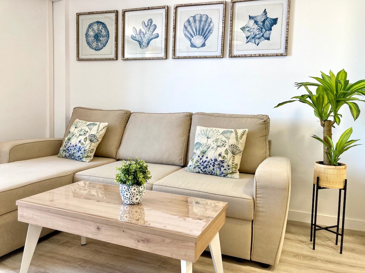 Anuncio de Airbnb popular: Golden Sunset & The Mediterranean Sea en Torrox