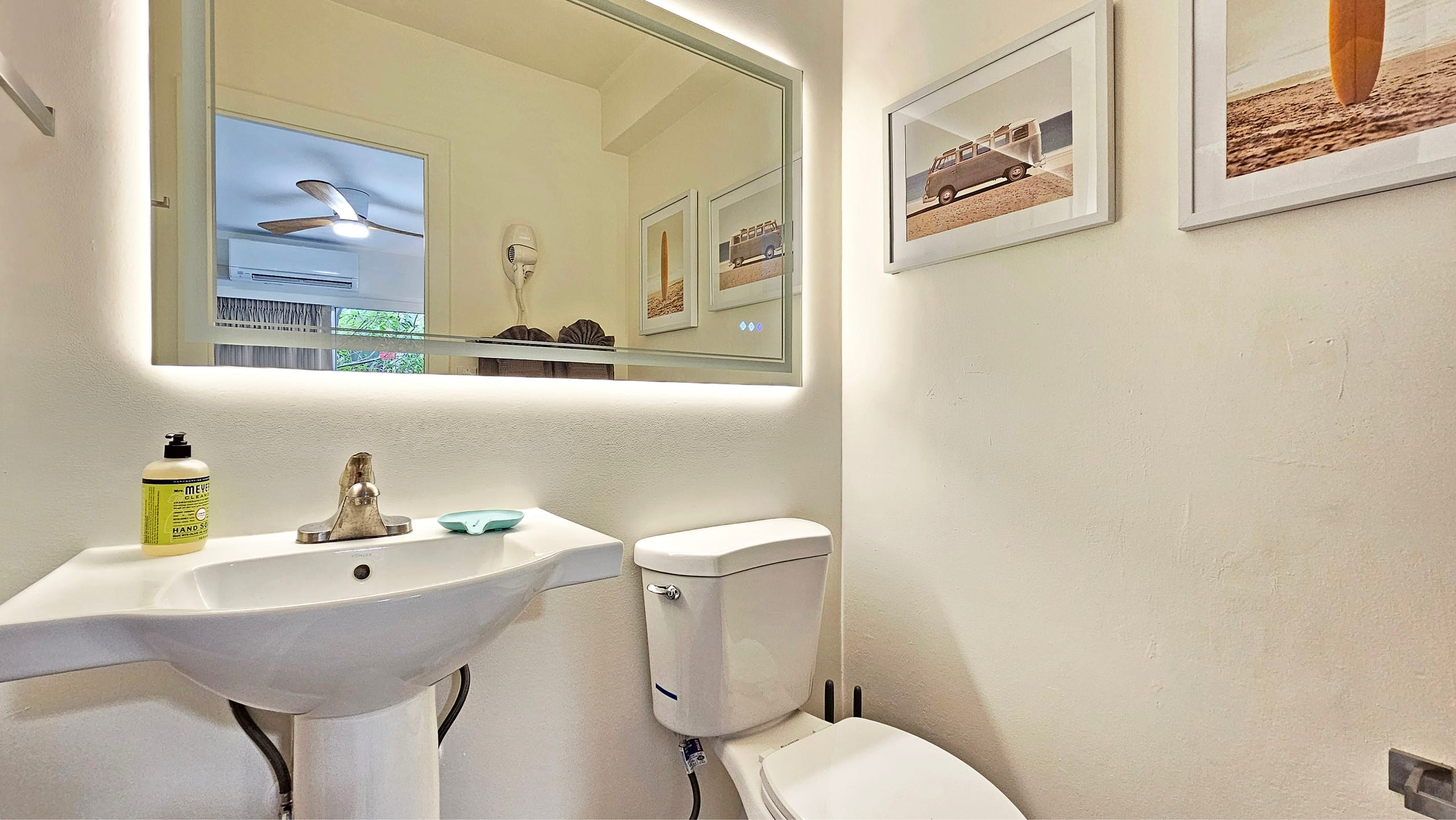 2412 PE St 301 Modern Design with Sleeper Sofa - Photo 20