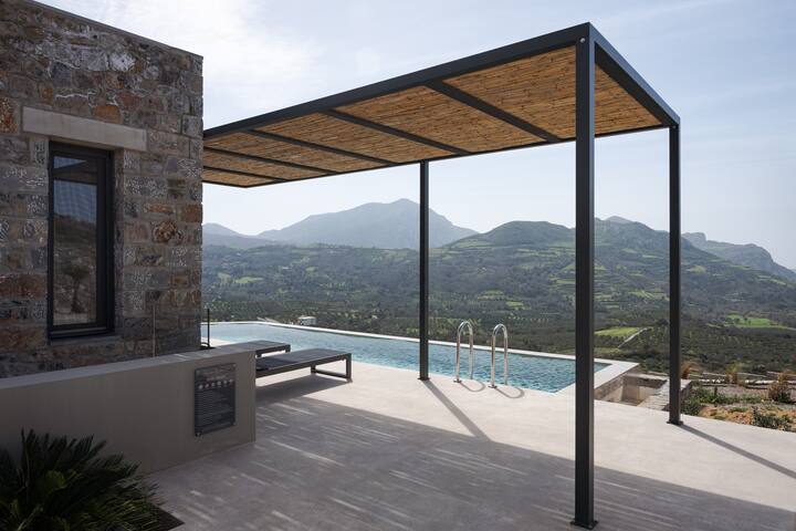 Neromai Cave Luxury Villa Three gallery image 2