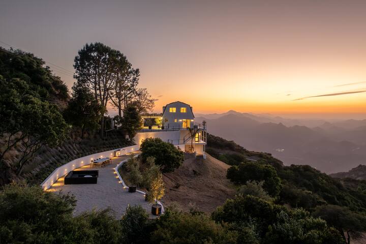 The Malibu Summit Sanctuary