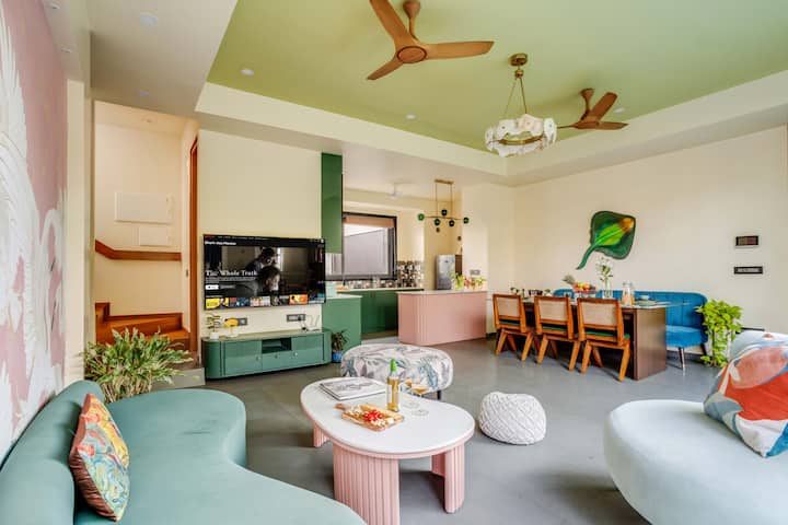 Living room image 1