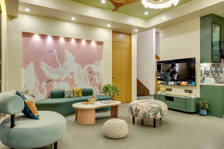 Living room image 5