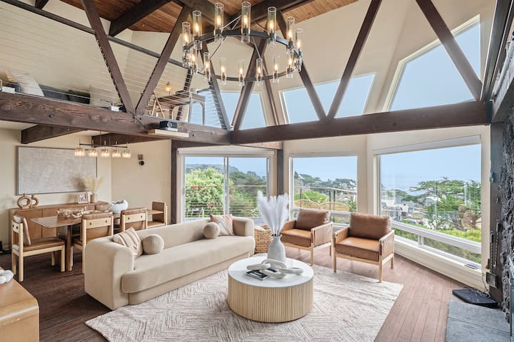 4 bed House w Stunning ocean view in Moss beach