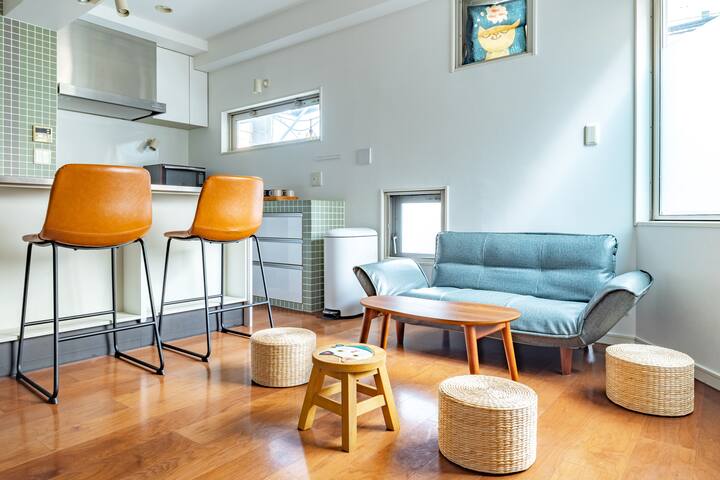 JR LINE Neko and Mado gallery image 3