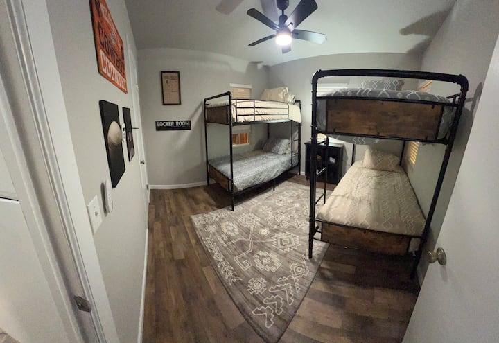 საძინებელი 4