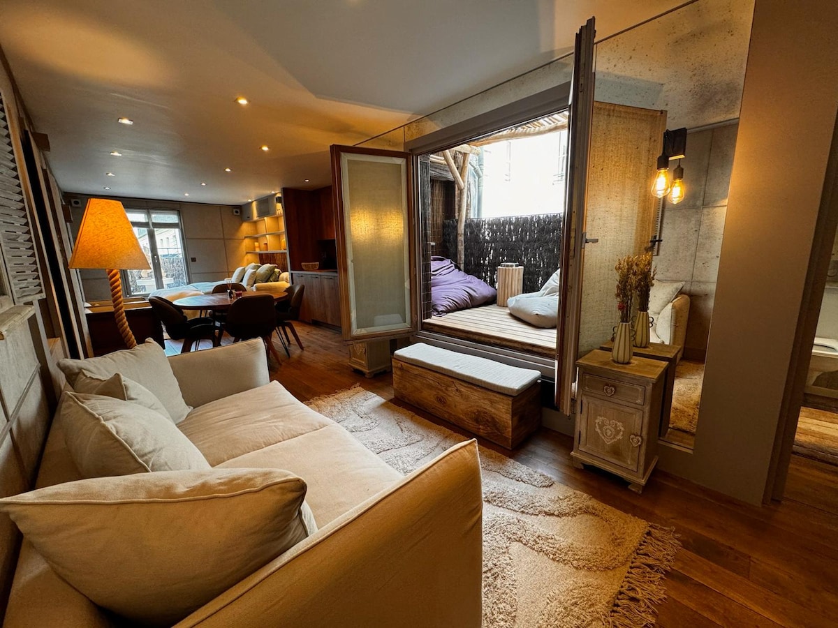 Successful Airbnb property: Madeleine Saint Honoré - La Cabane de la Madeleine (The Cabin of Madeleine) in Paris 8e Arrondissement