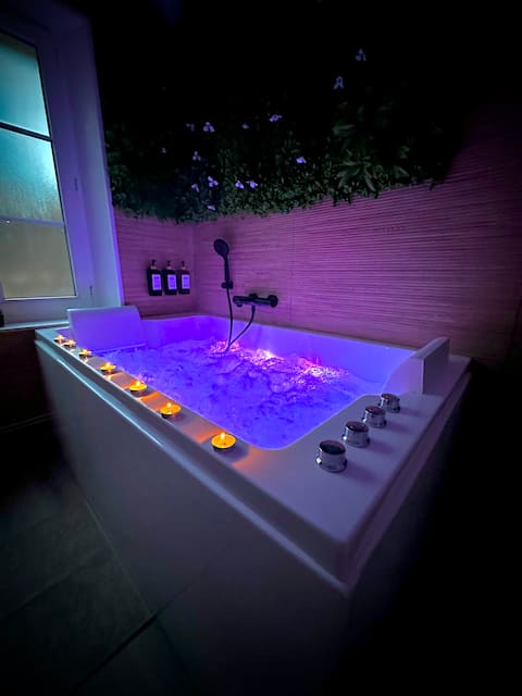 Cozy house in urban jungle