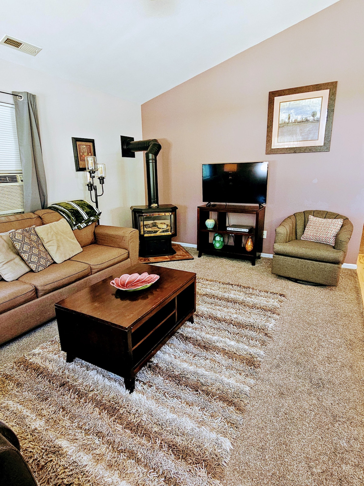 მისაღები ოთახი 1