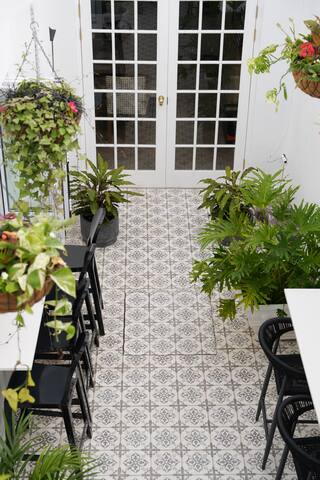 Immaculately styled and positioned with pool & bar gallery image 4