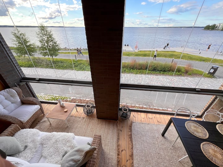 Upea Kaksio Näsijärven Rannalla. Oma Parkki. - Tampere